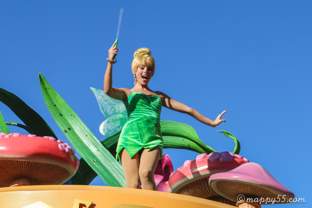 カリフォルニアディズニーランドのサウンドセーショナルパレードが終わる Mappy S Disney Dreams